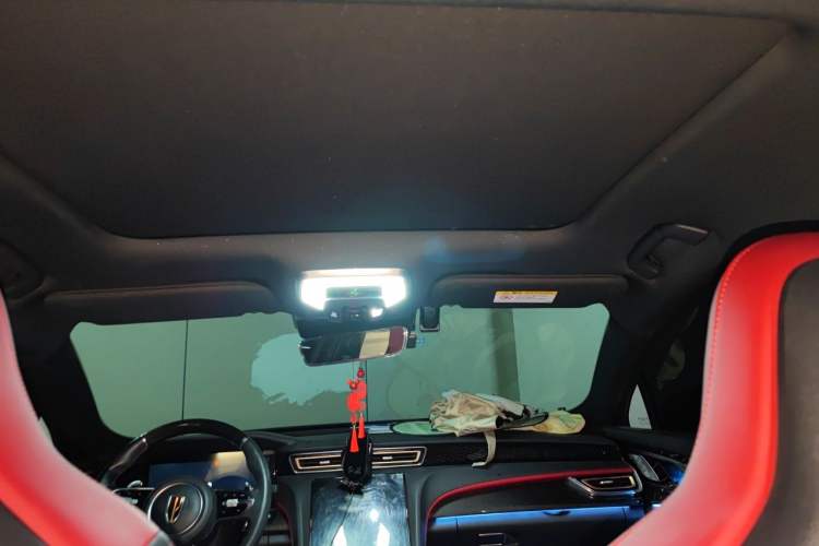 Used Hongqi H6 2023 2.0T ZhiShang Version Headliner