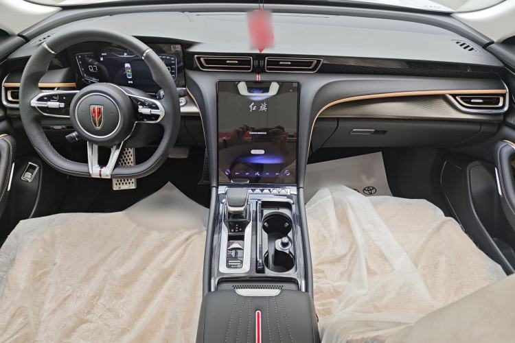 Used Hongqi H6 2023 2.0T ZhiMei Edition Interior 1