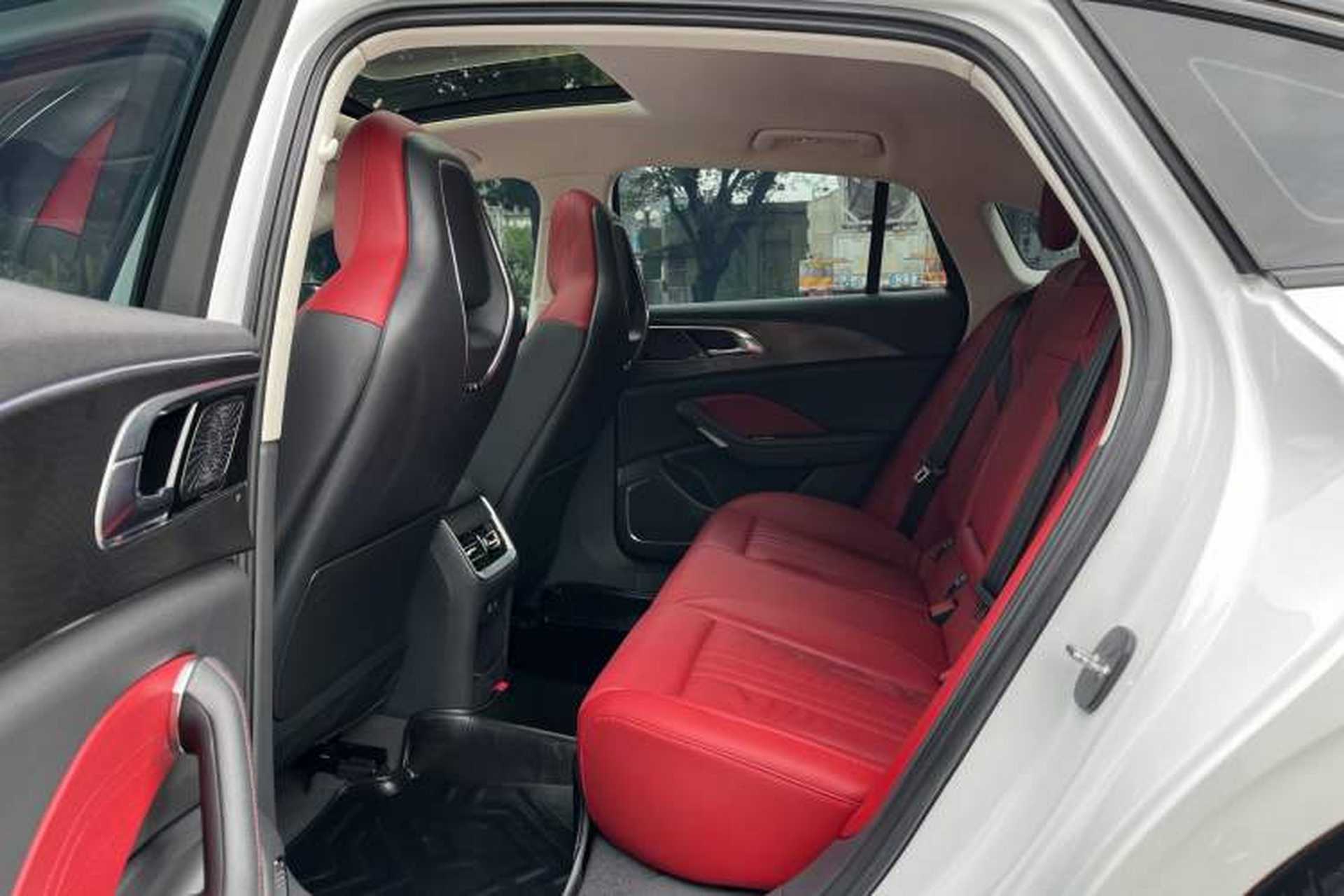 Used Hongqi H6 2023 2.0T Zhiyi Version Interior 4
