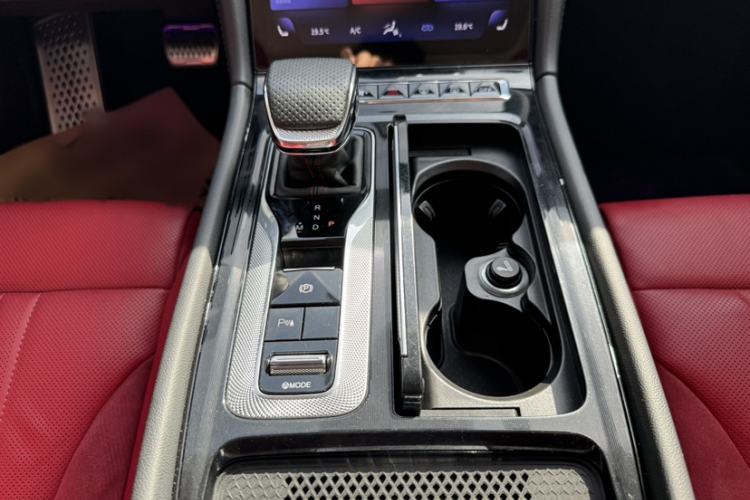 Used Hongqi H6 2023 2.0T Zhiyi Version Interior 8