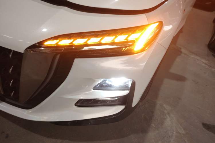 Used Hongqi H6 2023 2.0T ZhiShang Version Left Front Headlight
