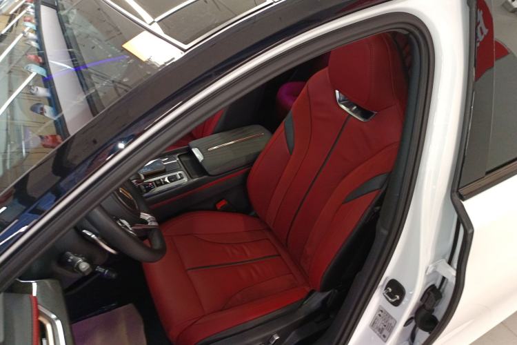 Used Hongqi H6 2023 2.0T ZhiShang Version Left Front Seat