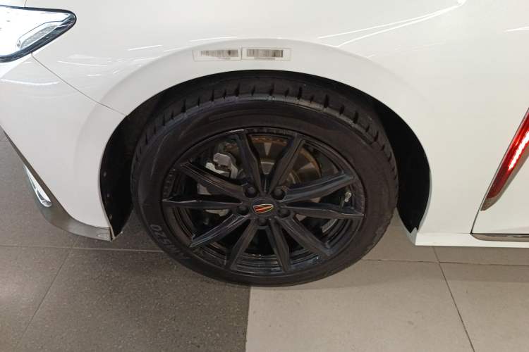 Used Hongqi H6 2023 2.0T ZhiShang Version Left Front Wheel Hub