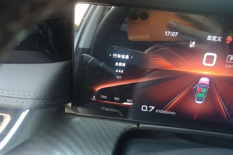 Used Hongqi H6 2023 2.0T Zhiyi Version Odometer Close Up