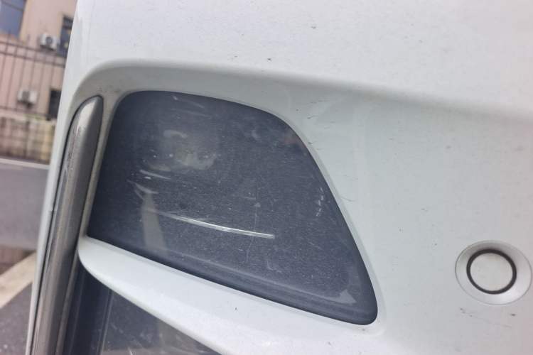 Used Hongqi H6 2023 2.0T ZhiZhen Edition Right Front Headlight