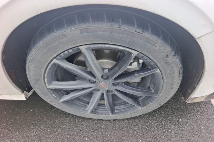 Used Hongqi H6 2023 2.0T ZhiZhen Edition Right Front Wheel Hub