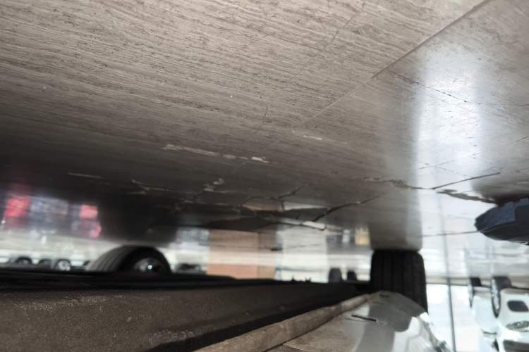 Used Hongqi H6 2023 2.0T ZhiShang Version Right Side Sill