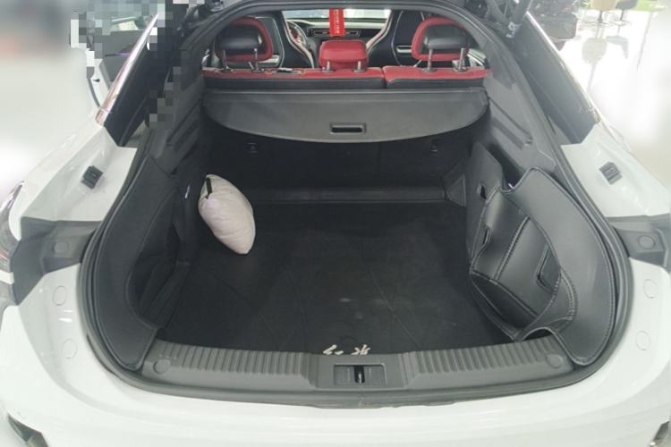 Used Hongqi H6 2023 2.0T ZhiShang Version Trunk