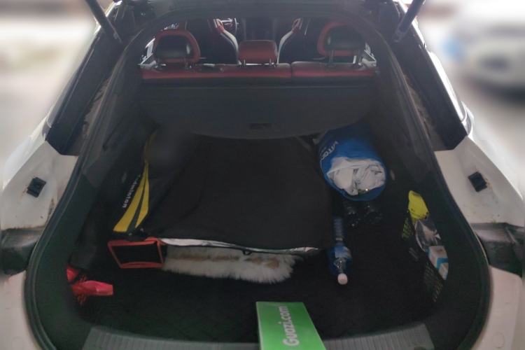 Used Hongqi H6 2023 2.0T ZhiShang Version Trunk