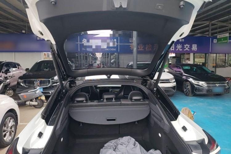 Used Hongqi H6 2023 2.0T ZhiShang Version Trunk