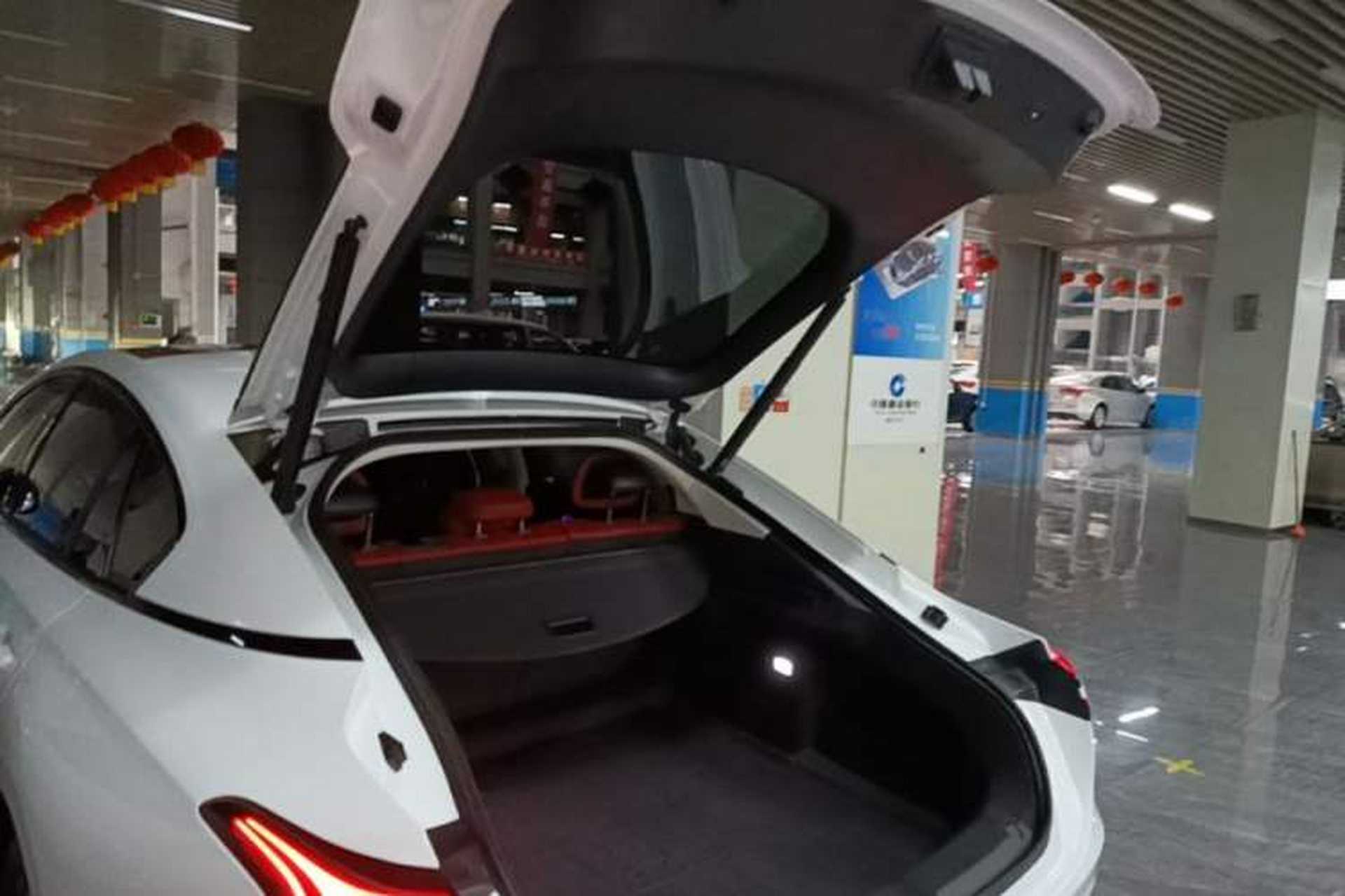 Used Hongqi H6 2023 2.0T Zhiyi Version Trunk