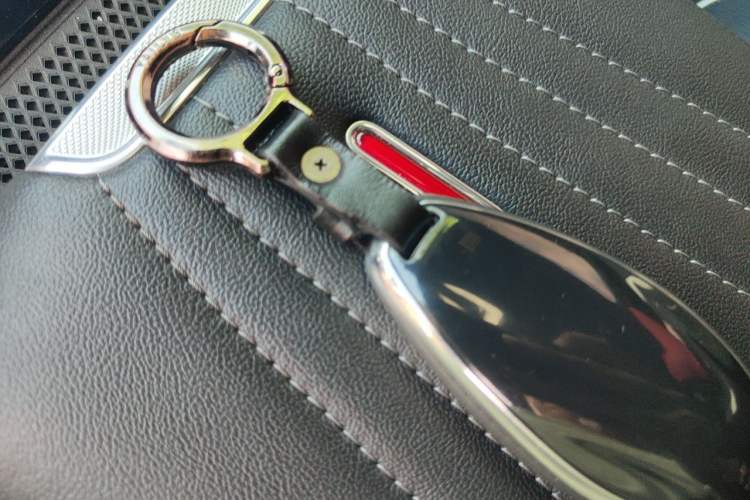 Used Hongqi H6 2023 2.0T ZhiShang Version Vehicle Key