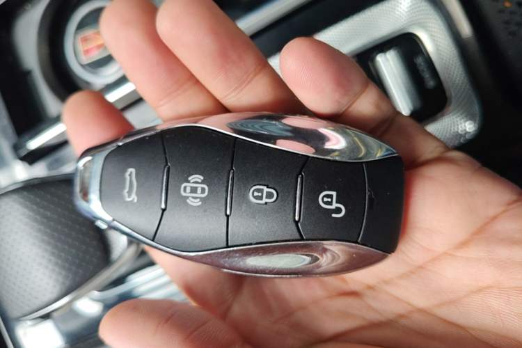 Used Hongqi H6 2023 2.0T ZhiShang Version Vehicle Key