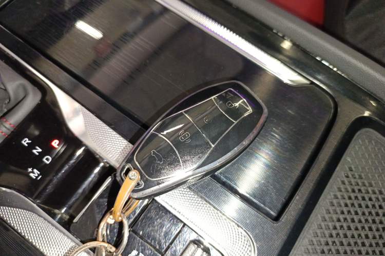 Used Hongqi H6 2023 2.0T ZhiShang Version Vehicle Key