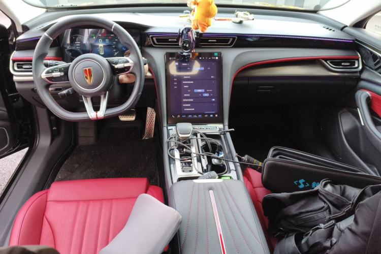 Used Hongqi H6 2024 2.0T ZhiMei Edition Center Console