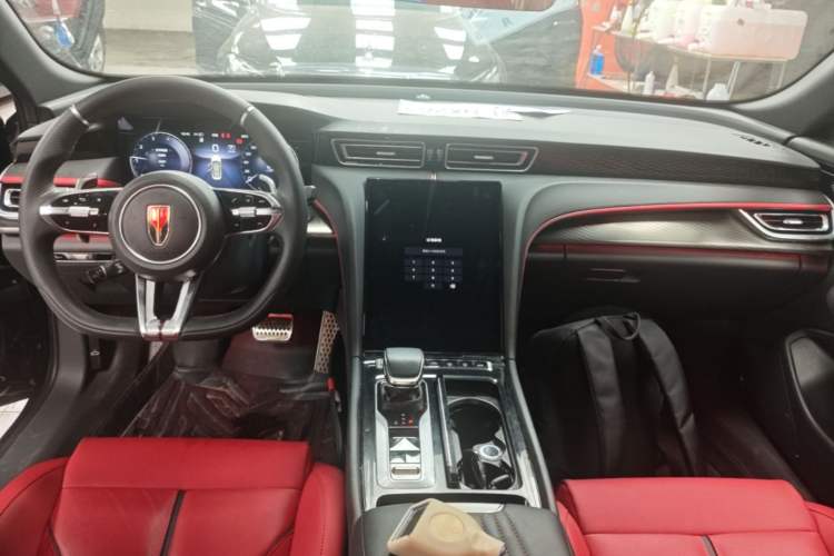 Used Hongqi H6 2024 2.0T ZhiShang Version Center Console