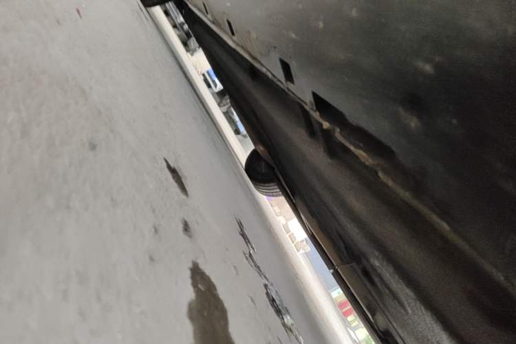 Used Hongqi H6 2024 2.0T Zhiyi Version Chassis Front Right