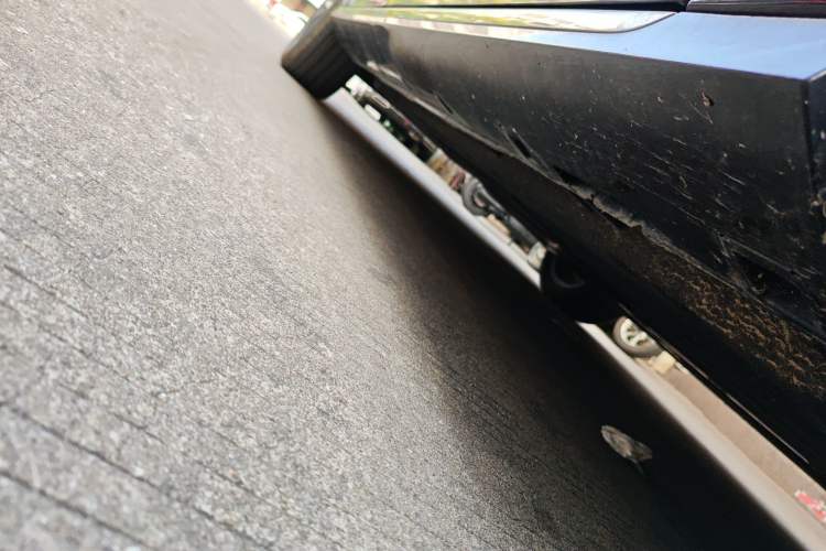 Used Hongqi H6 2024 2.0T ZhiMei Edition Chassis Front Right