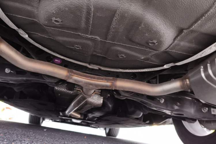 Used Hongqi H6 2024 2.0T ZhiMei Edition Chassis Rear