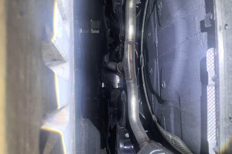 Used Hongqi H6 2024 2.0T ZhiMei Edition Chassis Rear