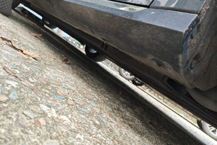 Used Hongqi H6 2024 2.0T ZhiMei Edition Chassis Rear Left
