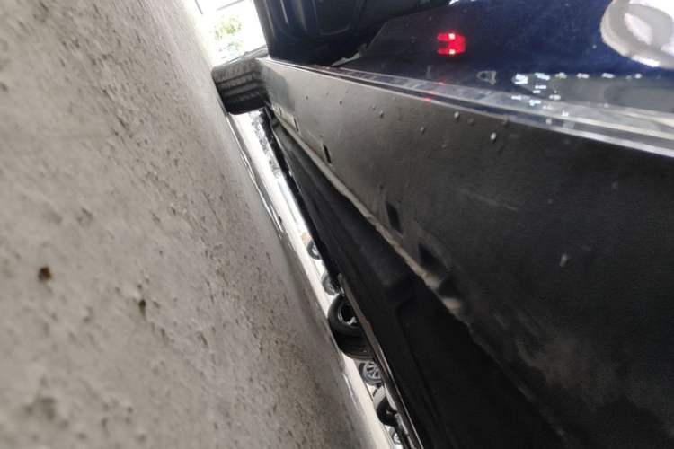 Used Hongqi H6 2024 2.0T Zhiyi Version Chassis Rear Left