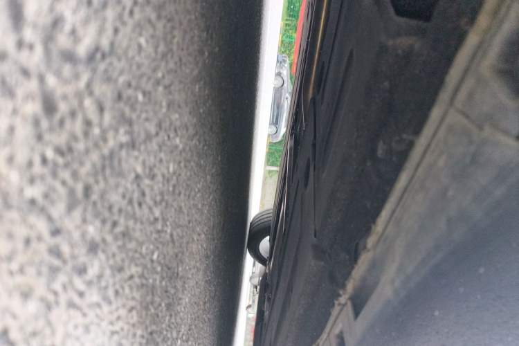Used Hongqi H6 2024 2.0T ZhiMei Edition Chassis Rear Right