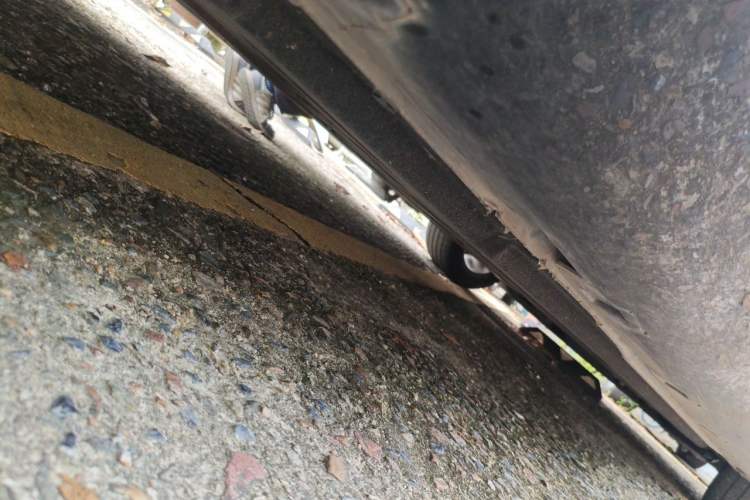 Used Hongqi H6 2024 2.0T ZhiMei Edition Chassis Rear Right
