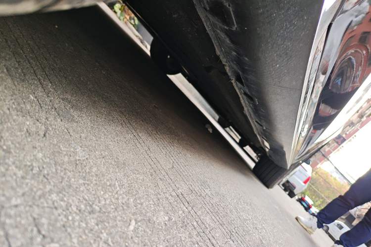 Used Hongqi H6 2024 2.0T ZhiMei Edition Chassis Rear Right