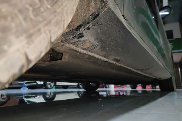 Used Hongqi H6 2024 2.0T ZhiMei Edition Chassis Rear Right