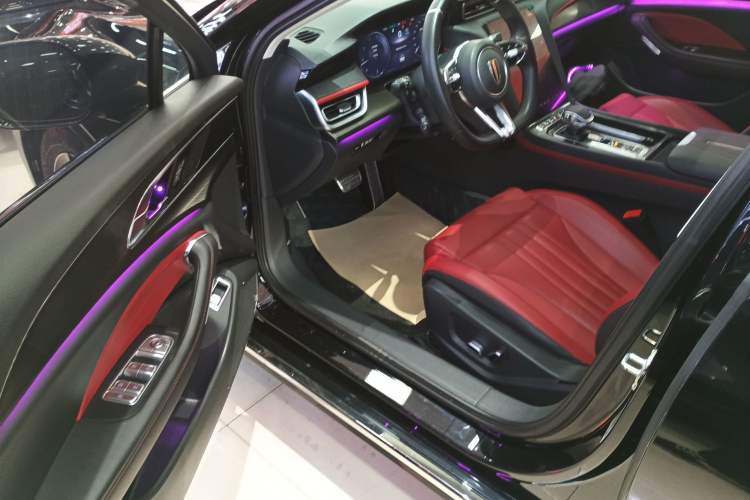 Used Hongqi H6 2024 2.0T ZhiMei Edition Driver Seat