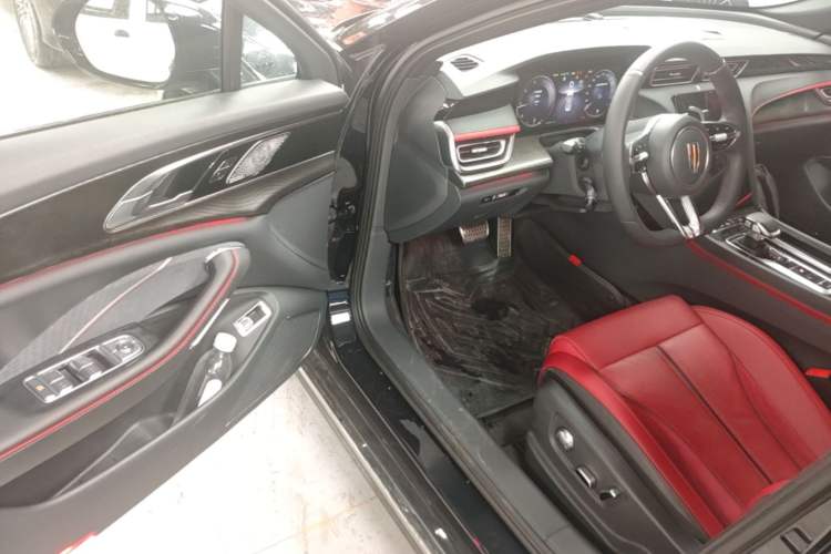 Used Hongqi H6 2024 2.0T ZhiShang Version Driver Seat