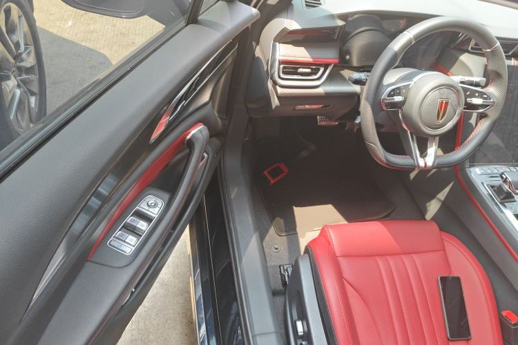 Used Hongqi H6 2024 2.0T ZhiMei Edition Driver Seat
