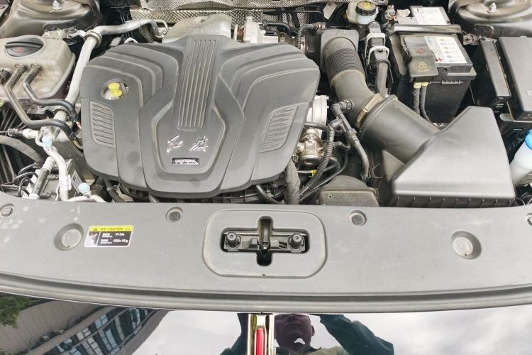 Used Hongqi H6 2024 2.0T ZhiMei Edition Engine Bay