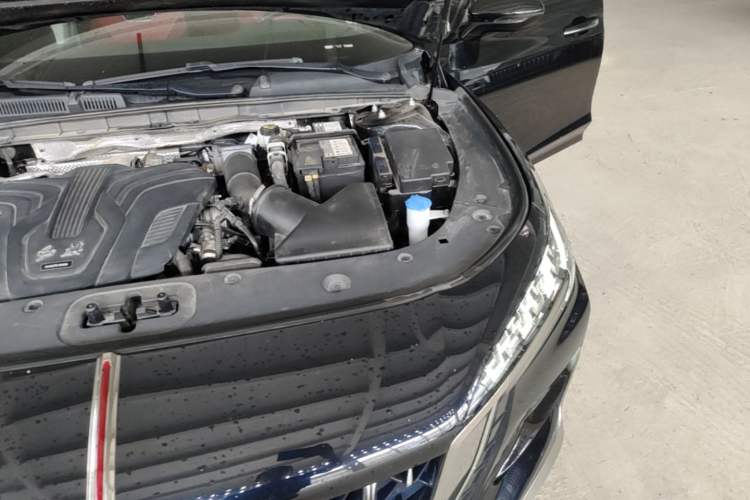 Used Hongqi H6 2024 2.0T Zhiyi Version Engine Bay Left