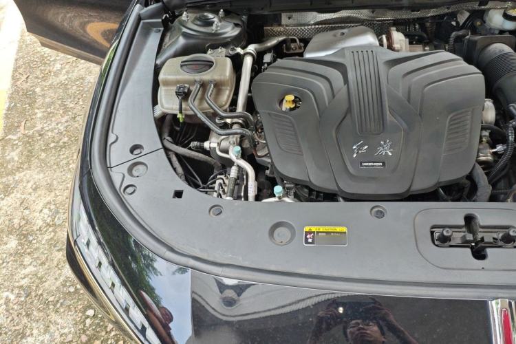 Used Hongqi H6 2024 2.0T ZhiMei Edition Engine Bay Right