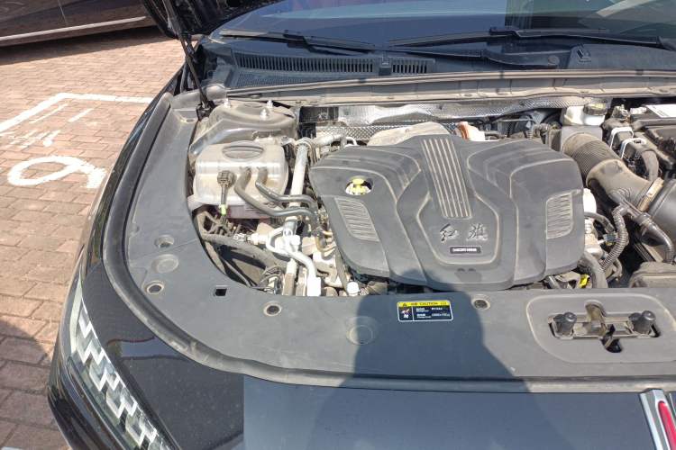 Used Hongqi H6 2024 2.0T ZhiShang Version Engine Bay Right
