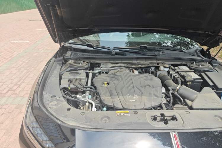 Used Hongqi H6 2024 2.0T ZhiShang Version Engine Bay Right