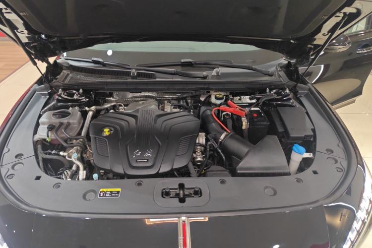 Used Hongqi H6 2024 2.0T ZhiShang Version Engine Bay
