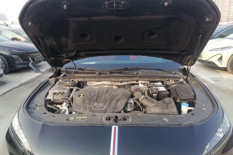 Used Hongqi H6 2024 2.0T ZhiMei Edition Engine Bay