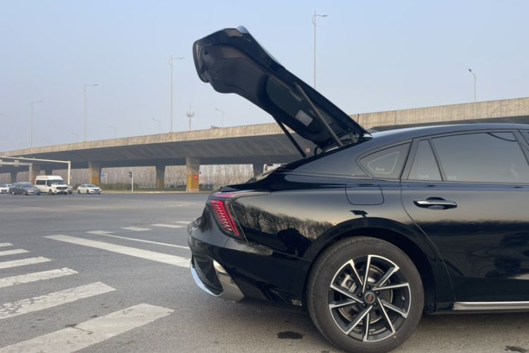 Used Hongqi H6 2024 2.0T ZhiMei Edition Exterior 1
