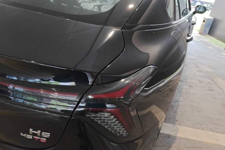 Used Hongqi H6 2024 2.0T Zhiyi Version Exterior 3