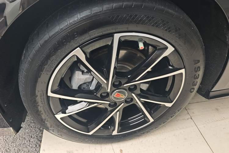 Used Hongqi H6 2024 2.0T ZhiMei Edition Exterior 4
