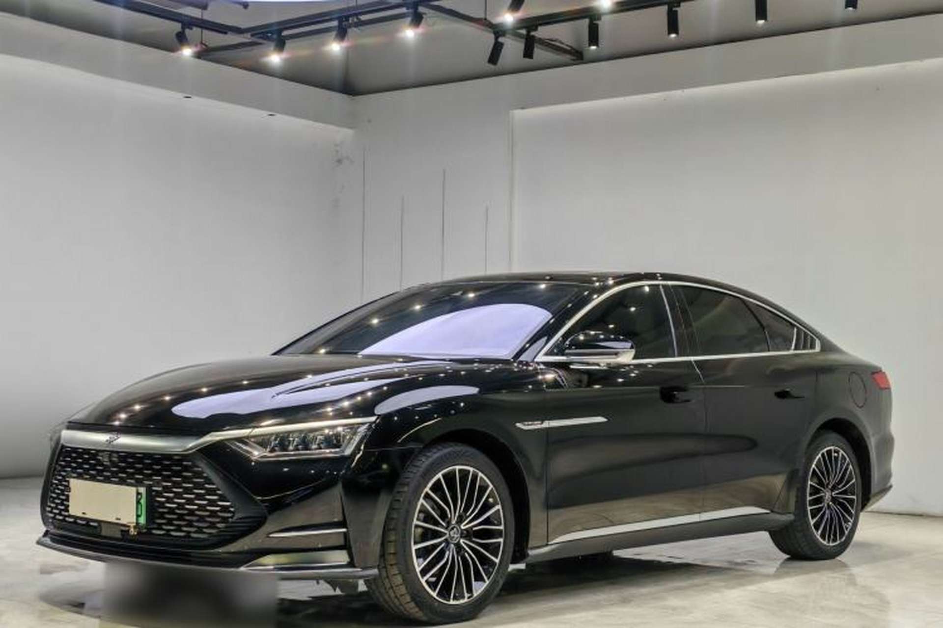 Used Hongqi H6 2024 2.0T ZhiMei Edition Exterior 4