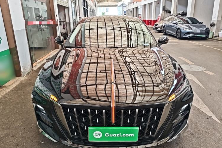 Used Hongqi H6 2024 2.0T ZhiMei Edition Front