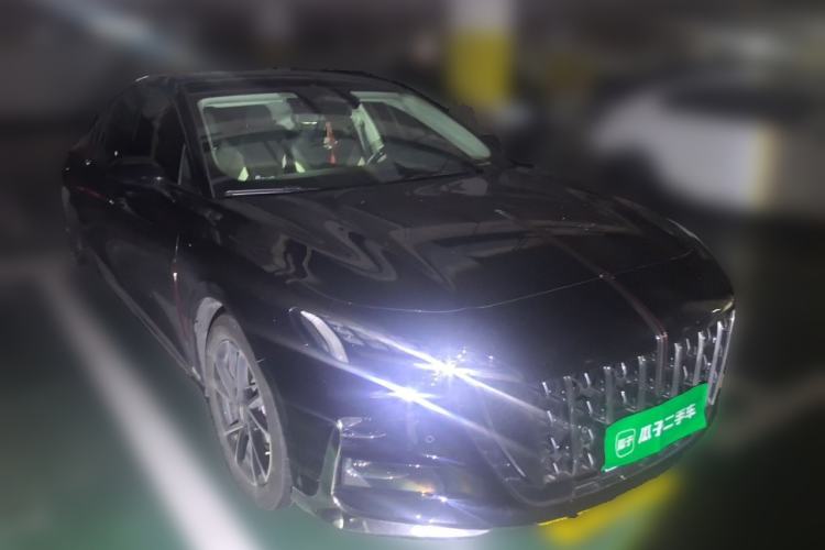 Used Hongqi H6 2024 2.0T ZhiMei Edition Front Right 45 Deg