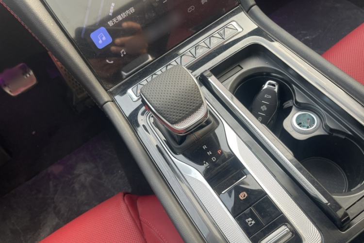 Used Hongqi H6 2024 2.0T ZhiMei Edition Gear Lever