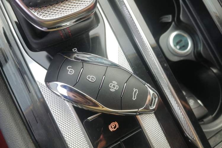 Used Hongqi H6 2024 2.0T ZhiMei Edition Interior 1