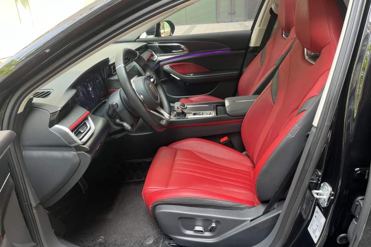 Used Hongqi H6 2024 2.0T ZhiMei Edition Interior 2