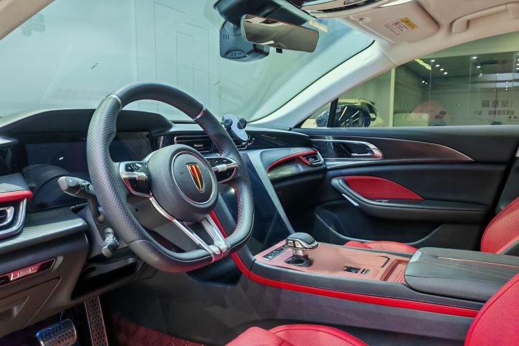 Used Hongqi H6 2024 2.0T ZhiMei Edition Interior 2